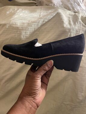 Vionic Black Suede Platform Loafer with Tan Trim